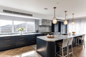 Kitchen-Design-retro-luxury-brass-island-bench